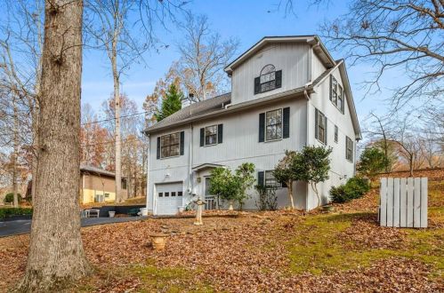 92 Tamarack Dr, Big Canoe, GA 30143-7894