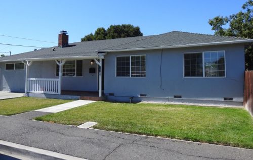 501 Bell St, Palo Alto, CA 94303-1702