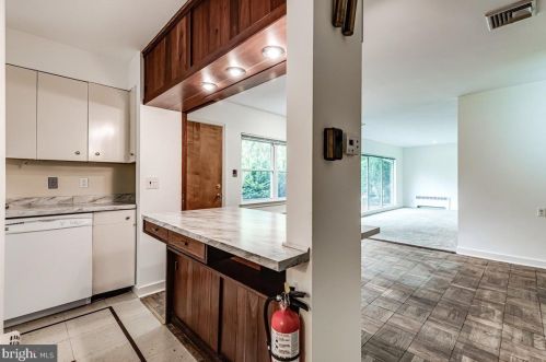 335 Jefferson Rd, Princeton NJ  08540-3470 exterior