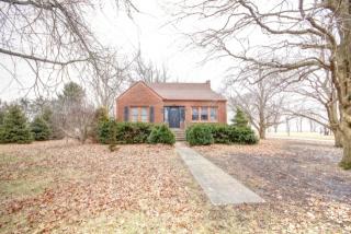 10 Church St, Pesotum, IL 61863-9582