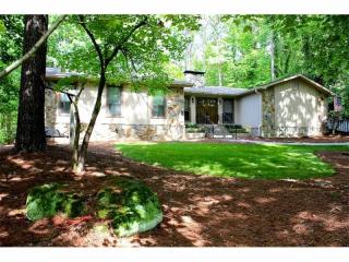 3205 Brookview Dr, Marietta, GA 30068-3818