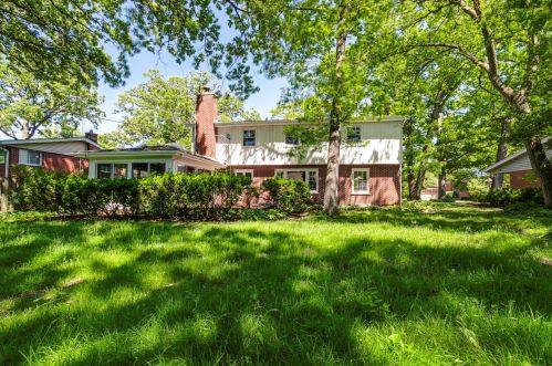 1218 Norman Ln, Bannockburn IL  60015-3116 exterior