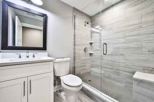 516 64th St, Willowbrook IL  60527-1812 exterior