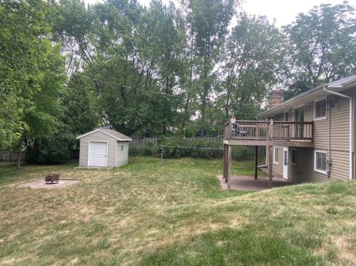 517 Fairfield Dr, Saint Paul MN  55112-6510 exterior