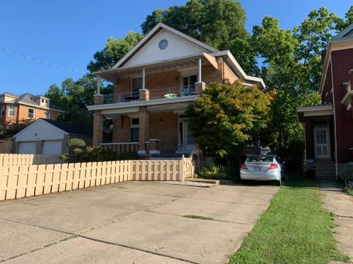 3966 8th St, Cincinnati, OH 45205-2148