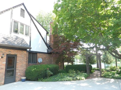 6772 Lambert Rd, Orient, OH 43146-9216
