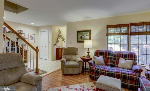 1843 Spring Ridge Ln, Lancaster PA  17603-6794 exterior