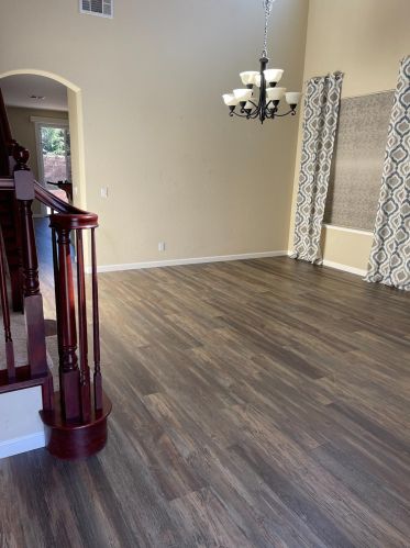 5132 Ocean Ln, Elk Grove, CA 95757-2542