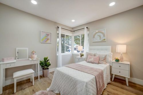 1698 La Bonita Way, Concord CA  94519-1924 exterior