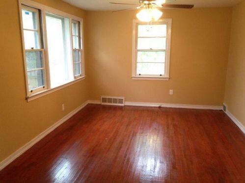 734 Westside Dr, Cayce-West Columbia, SC 29169-4432