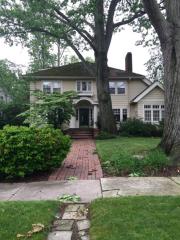 1085 Homewood Dr, Cleveland OH  44107-1419 exterior