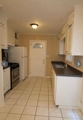 6406 Fairlane Dr, Morrow, GA 30260-2147