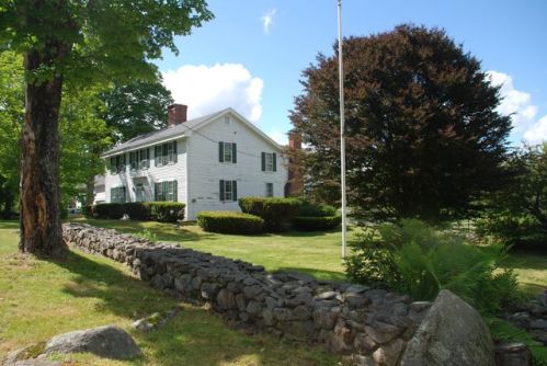 1050 Murray Hill Rd, Hill, NH 03243-3246