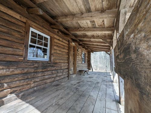 402 Sam Putnam Rd, Unity, NH 03603-4870