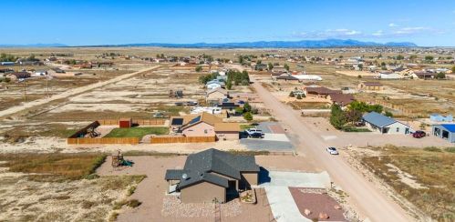 658 Mcclave Dr, Pueblo CO  81007-2126 exterior
