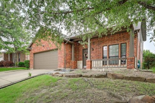 5600 Starwood Ct, Fort Worth, TX 76137-4485