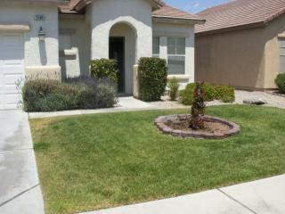2586 Highland Cliff Dr, Henderson NV  89052-2881 exterior