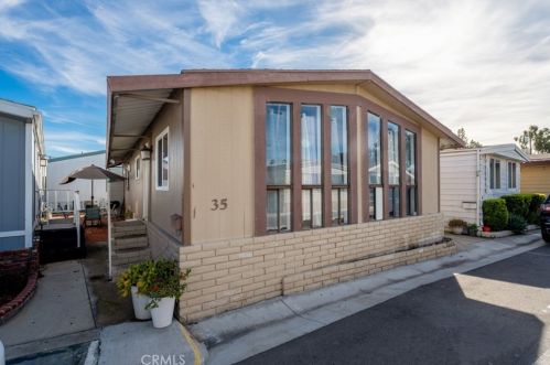 12062 Edinger Ave, Santa Ana CA  92704-3820 exterior