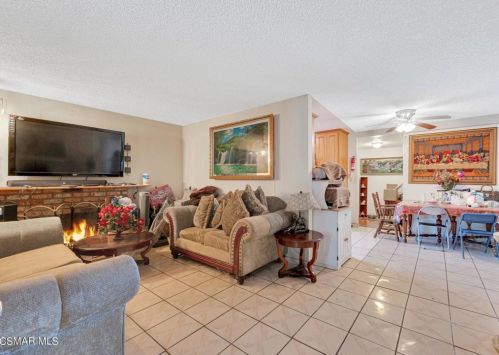 4910 Squires Dr, Oxnard, CA 93033-7740