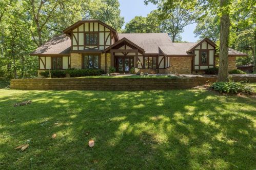 9 Seclusion Woods, Festus, MO 63028-4110
