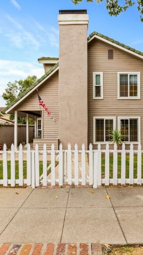 226 Whitcomb Ave, Glendora, CA 91741-2664