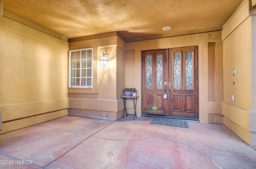 2418 Sandpiper Dr, Santa Maria CA  93455-1521 exterior
