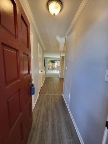 2543 Bradford Sq, Atlanta, GA 30345-1302