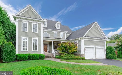 7112 Elizabeth Dr, Mc Lean, VA 22101-2627