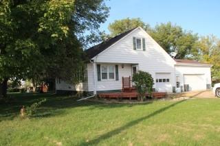 28921 38th Ave, Hillsdale, IL 61257-9750