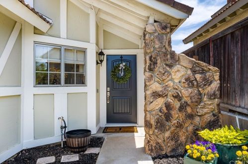 144 Birchwood St, Anaheim CA  92808-1203 exterior