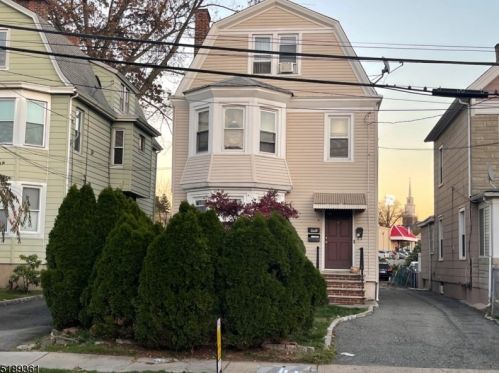 350 Valley Rd, Town Center, NJ 07052-5303