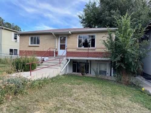 621 1st St, Denver, CO 80403-2312