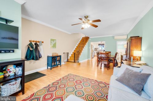 1917 12 St, Philadelphia PA 19148-2209 exterior