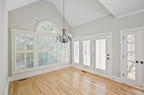 110 Hemmingwood Way, Atlanta GA  30350-4331 exterior
