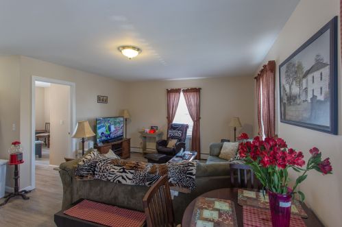 248 Main St, Seabrook, NH 03874-4621