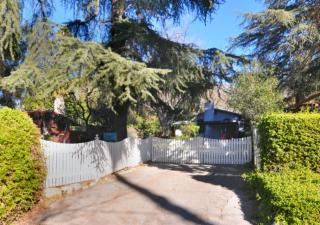 521 Marigold St, Altadena, CA 91001-1909