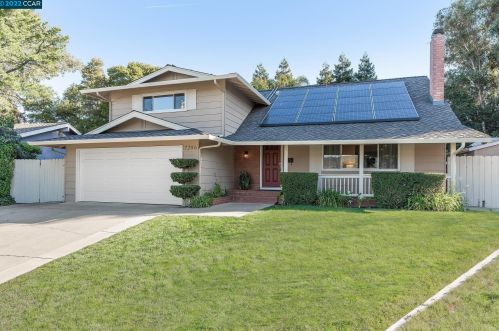 7206 Stonedale Dr, Pleasanton, CA 94588-3733