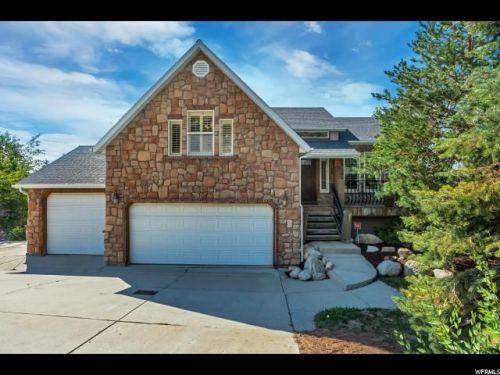 10098 Wasatch Blvd, Sandy UT  84092-7165 exterior