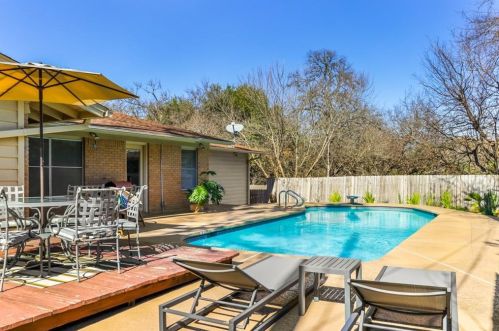 1503 Bellaire Dr, Austin TX  exterior