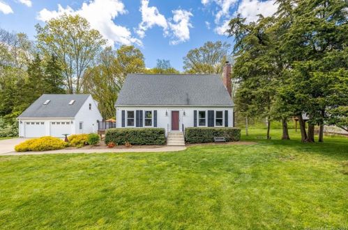 64 Teri Ct, Southington, CT 06489-2750