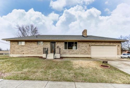 1020 Montego Dr, Springfield, OH 45503-6217