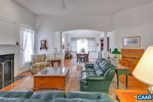 2213 Shepherds Ridge Rd, Charlottesville, VA 22901-0675