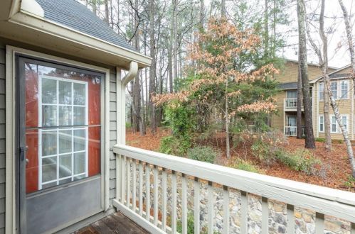 1303 Country Park Dr, Smyrna GA  30080-8227 exterior