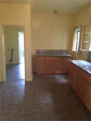 1084 Redondo Blvd, Los Angeles CA  90019-6701 exterior