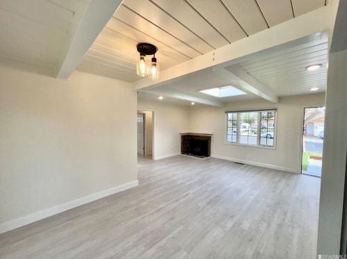 2847 Avon Ave, Concord CA  94520-5432 exterior
