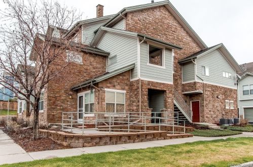 18661 Water Dr, Aurora, CO 80013-6480