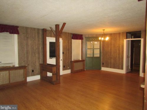 45 Farmersville Rd, Ephrata PA  17522-8509 exterior