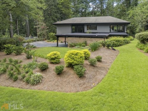 1108 Judith Way, Atlanta GA  30324-2905 exterior