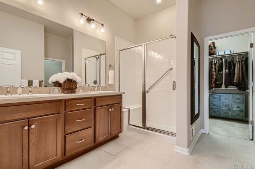 22586 Glidden Dr, Aurora CO  80016 exterior