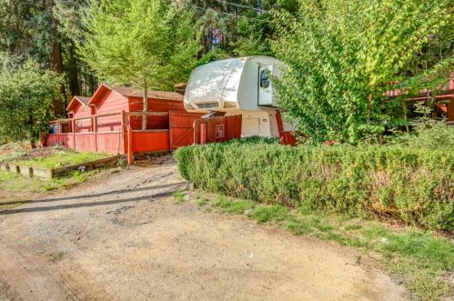 21 Brimblecom Rd, Big Basin CA  95006-9687 exterior